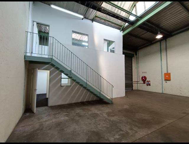 INDUSTRIAL PROPERTY TO RENT IN STORMILL